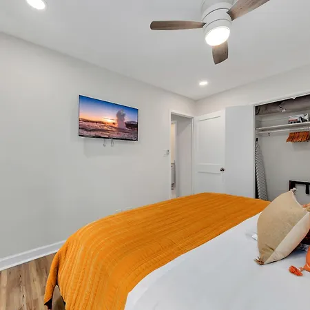 Downtown Condo Walk To Mercedes Benz Stadium